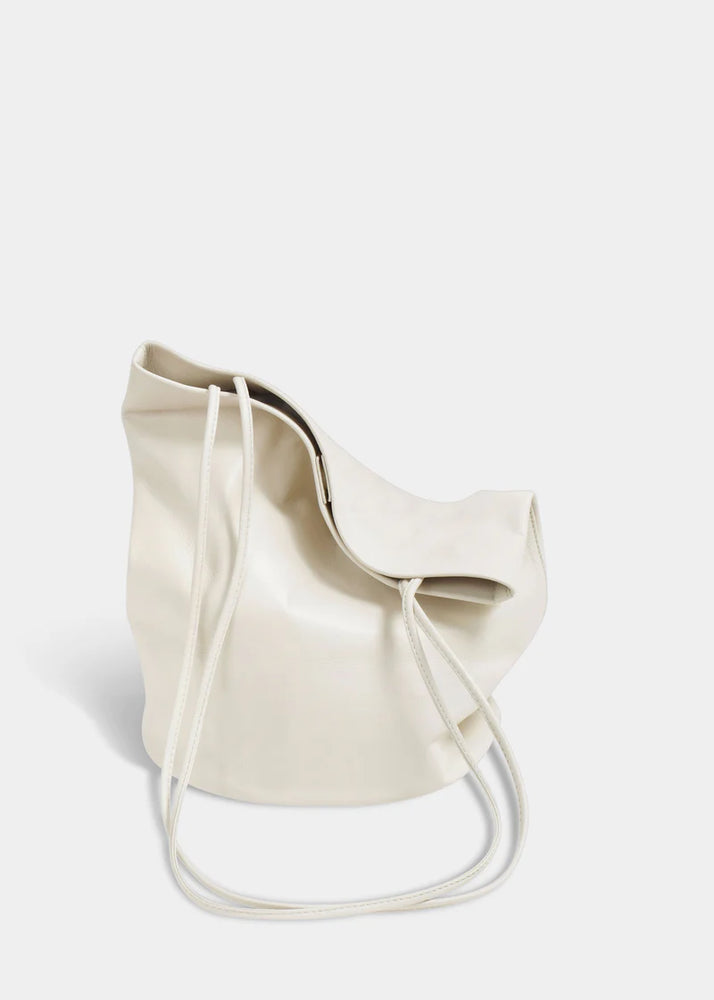 Slim Lambskin Oval Bucket in Creme