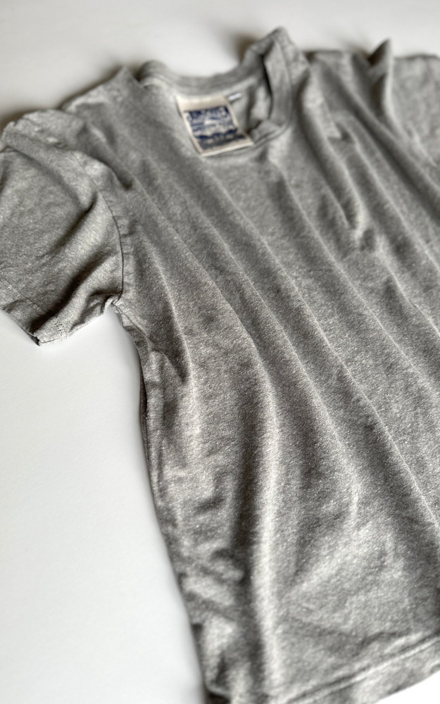 Cropped Lorel Tee in Heather Grey