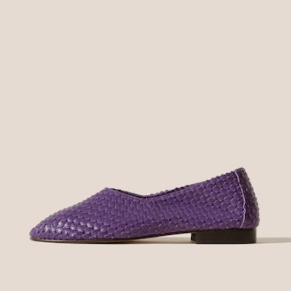 
                      
                        Juliol Woven Flat
                      
                    