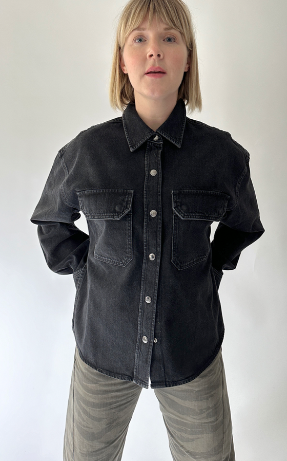 Gwen Slice Shirt in Black