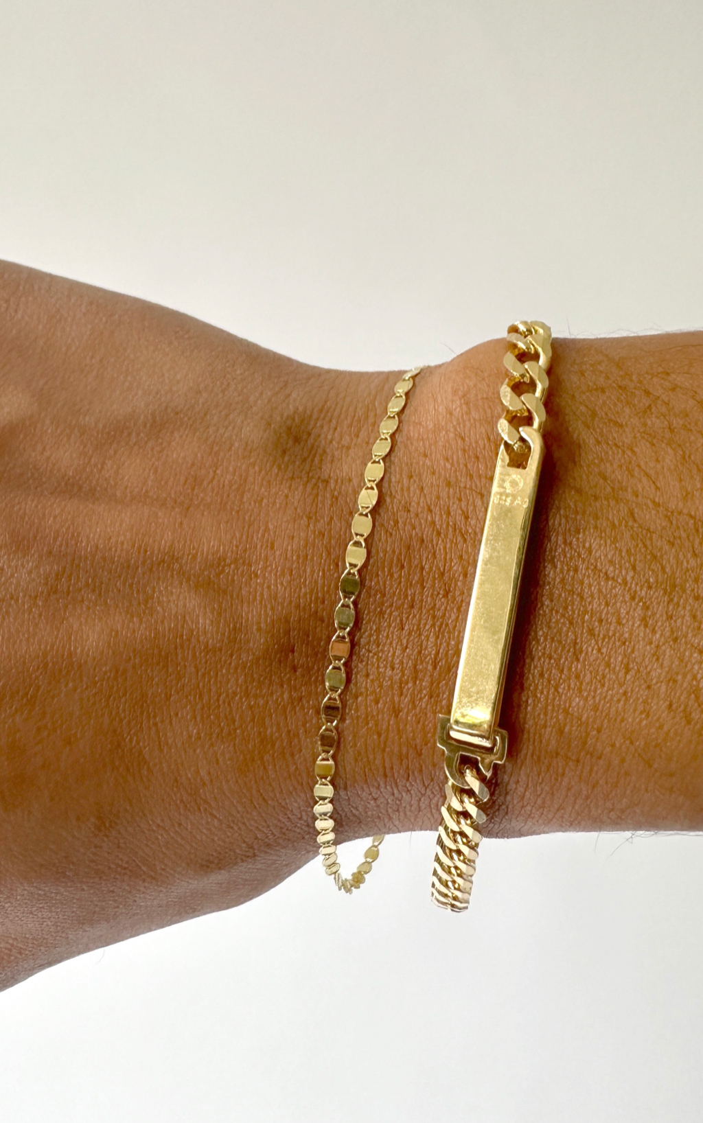 Grand ID Narrow Bracelet in Gold Plated