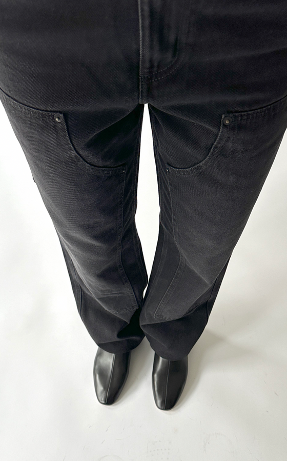 Double Knee Jean in Spider Black