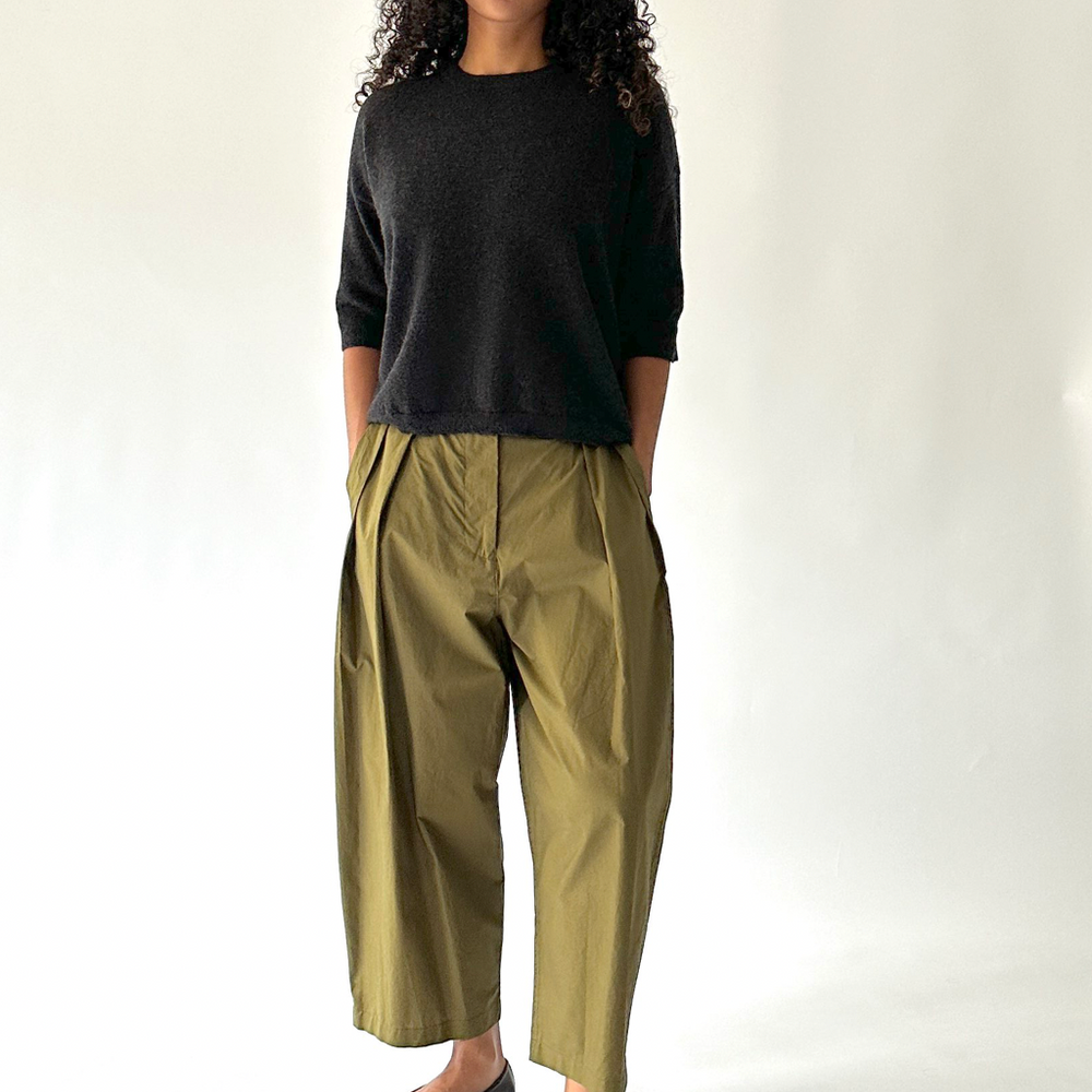 Voluminous Pleat Trouser in Army