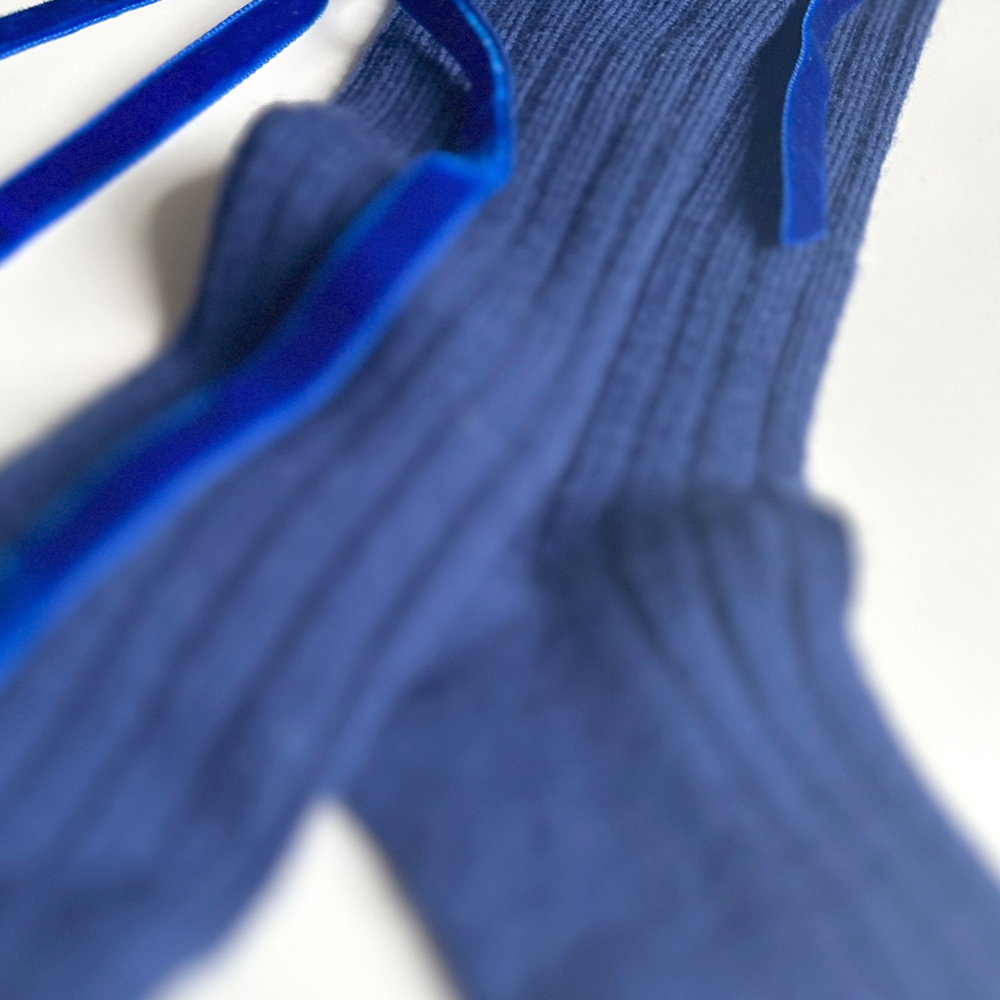 Velvet Bow Knee Sock in Blue