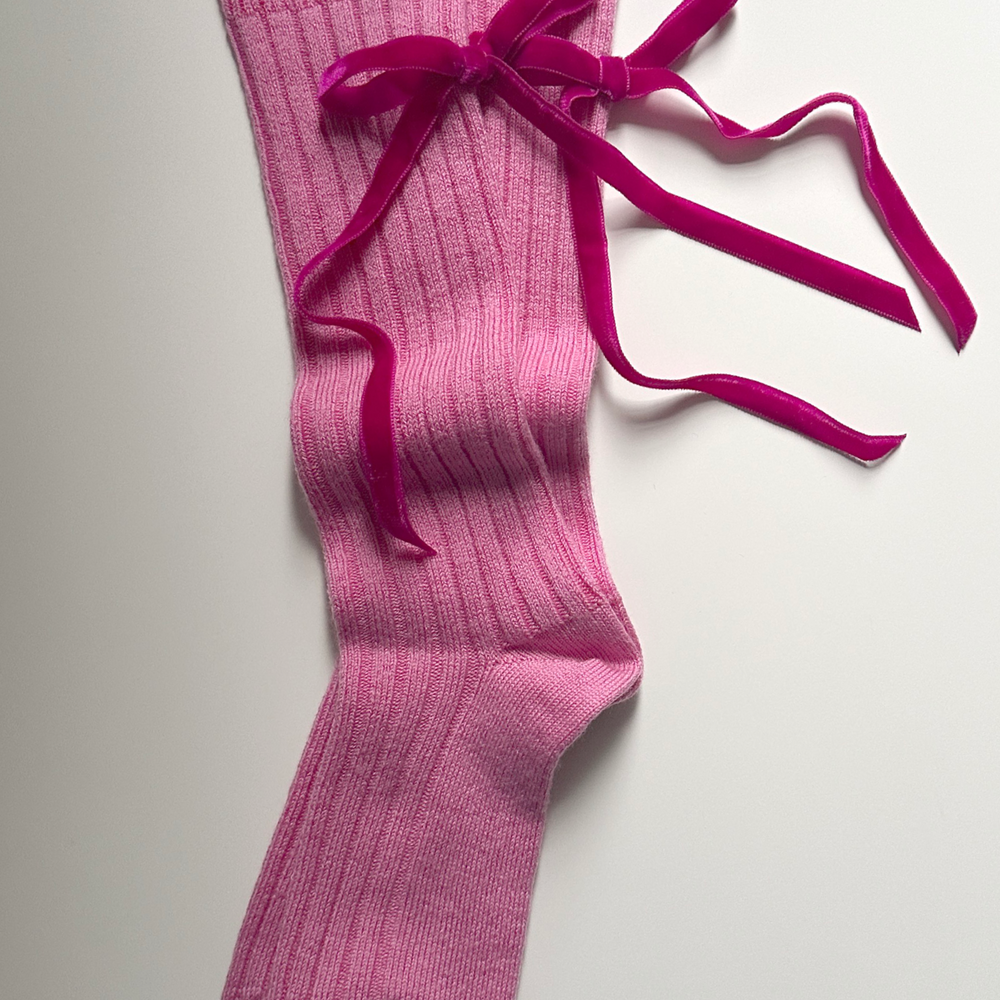 Velvet Bow Knee Sock in Pink