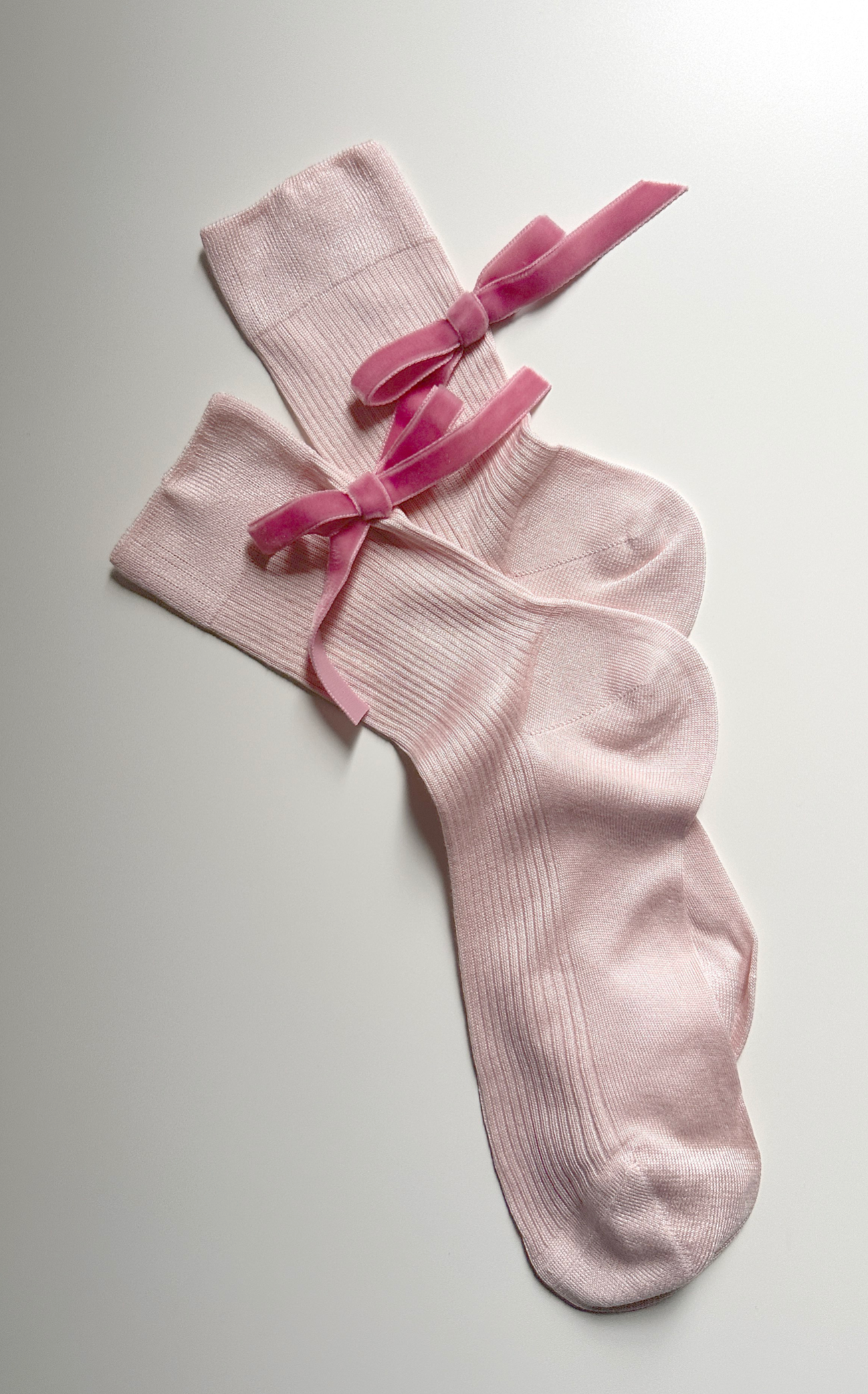 Velvet Bow Ankle Sock in Baby Pink