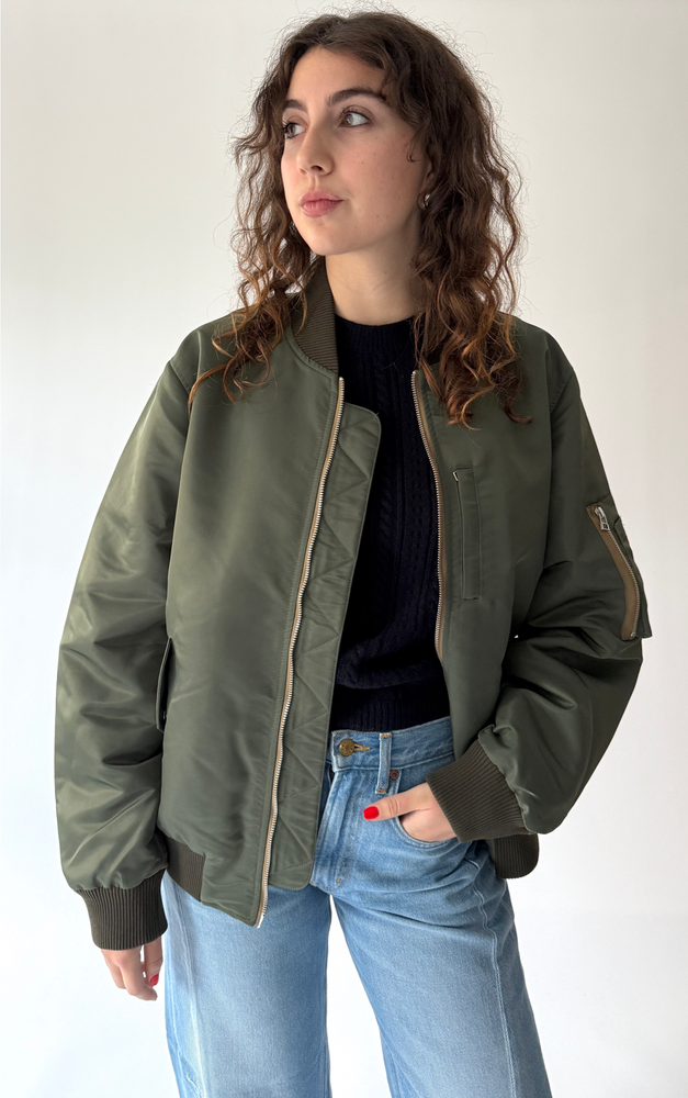 Strata Bomber in Olive