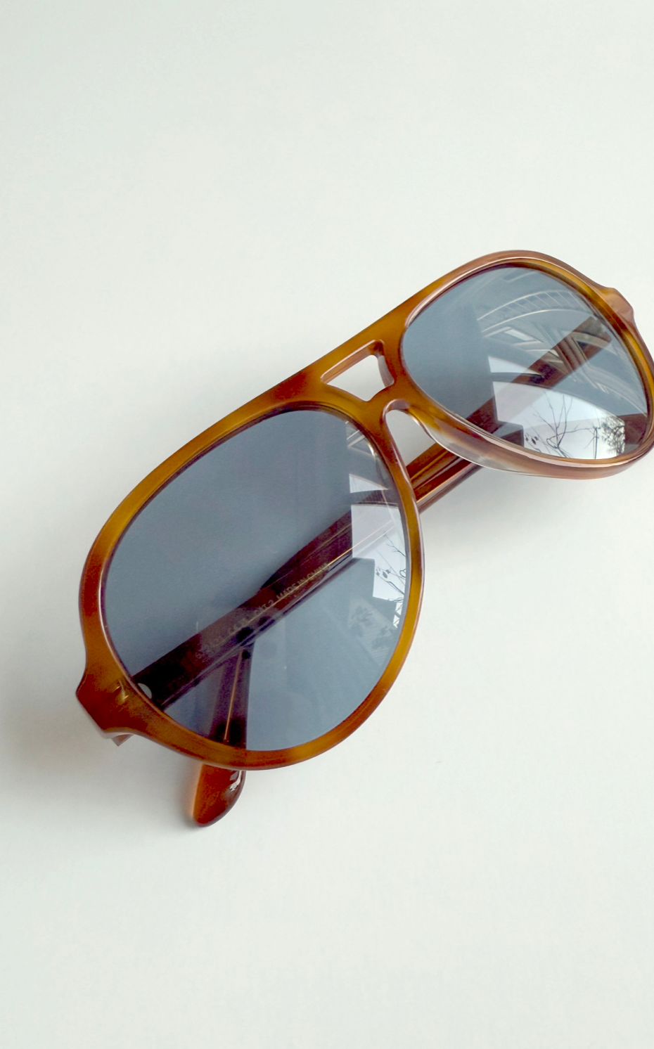 Lizzie Sunglasses in Havana Tortoise