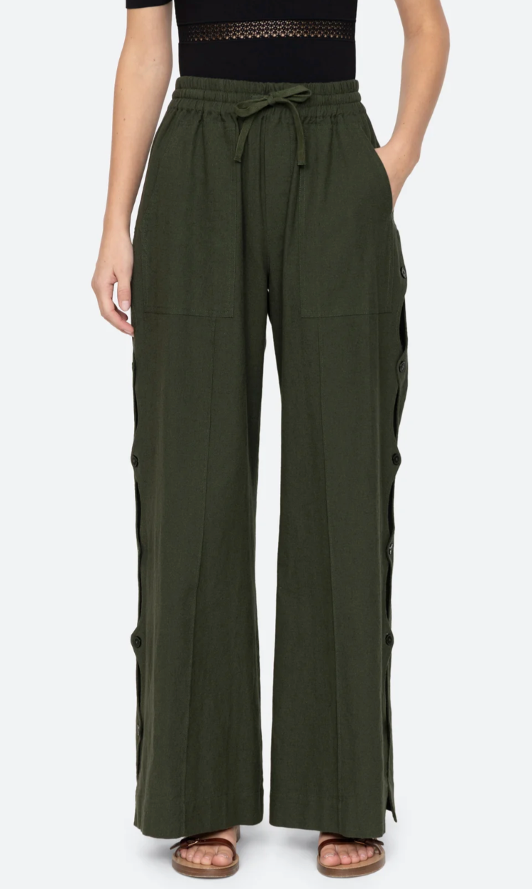 Shai Cut Out Pant in Army Green