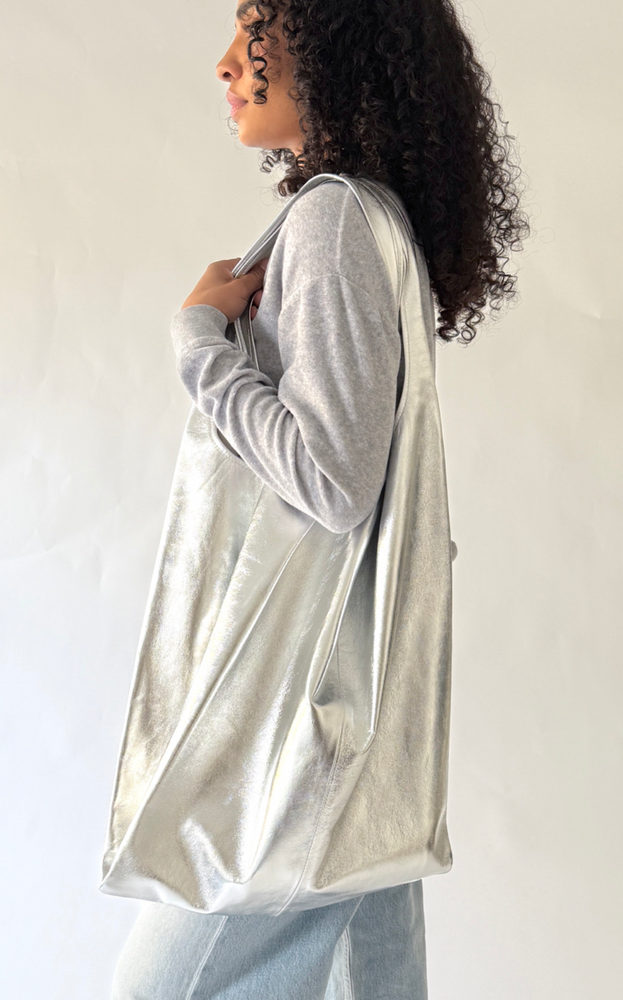 
                  
                    XL Oversize Shopper in Silver
                  
                