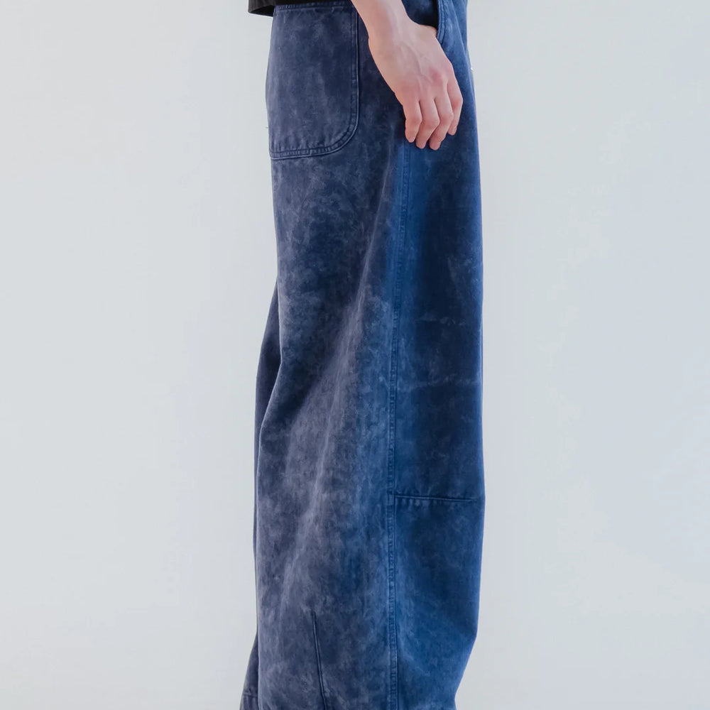 
                  
                    Atlantide Chino in Infinity Blue
                  
                